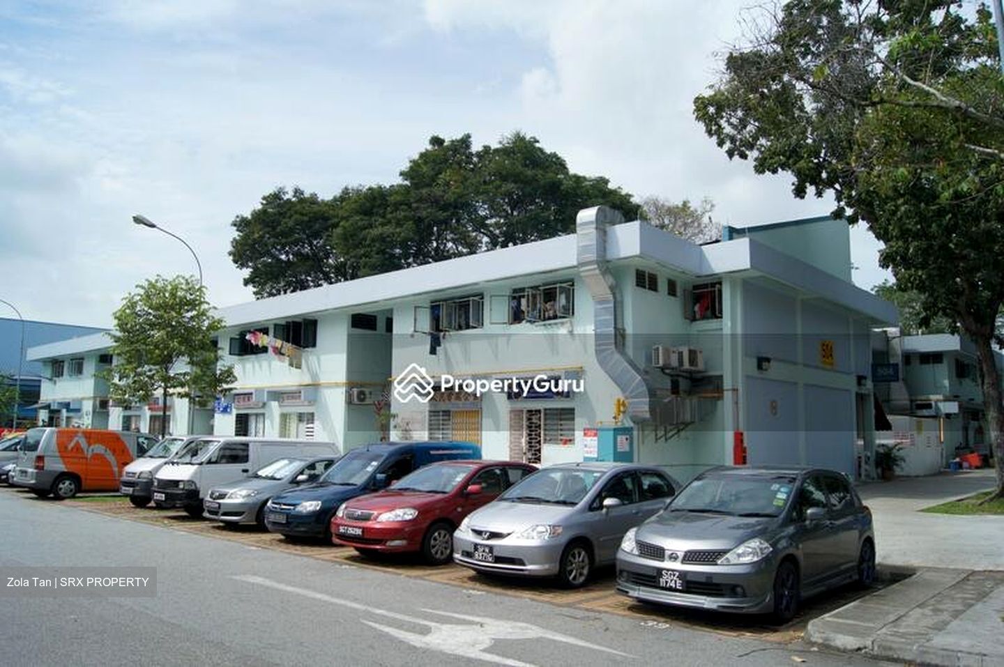 West Coast Drive (D5), Retail #444767431